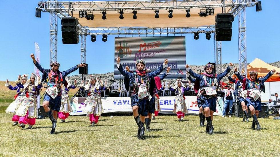 6. Geleneksel Y&ouml;r&uuml;k Şenliği&hellip;