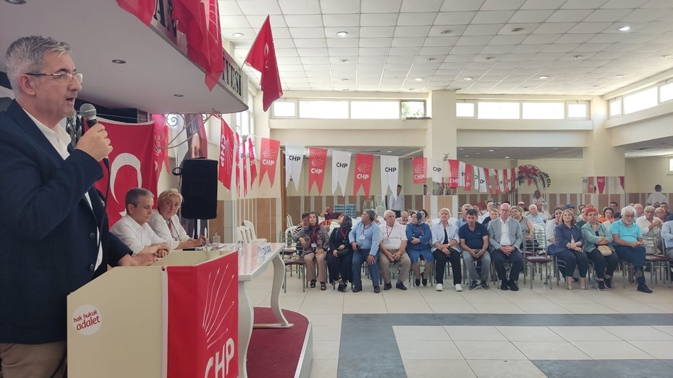 CHP Balıkesir'de İl&ccedil;e Kongreleri t&uuml;m hızıyla devam ediyor