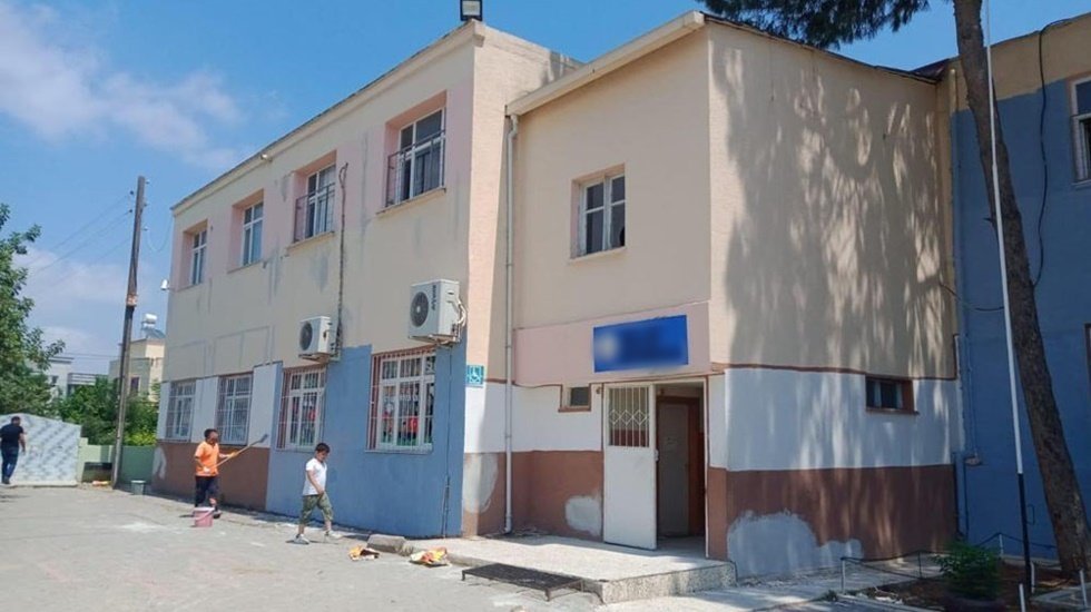 Depremde hasar g&ouml;ren okullar ne yapılacak