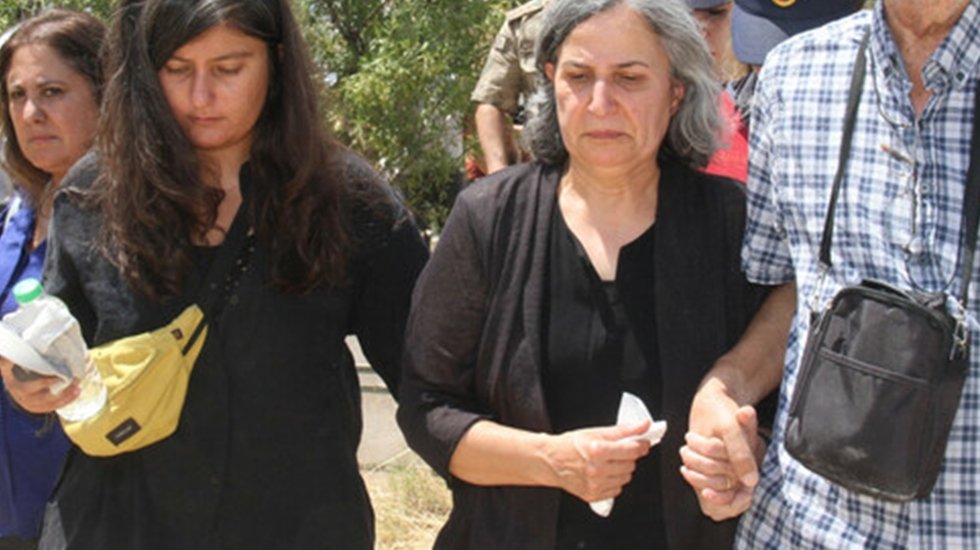 EMEP&rsquo;li Karaca: "G&uuml;ltan Kışanak cenazeye giderken işkenceye uğradı"