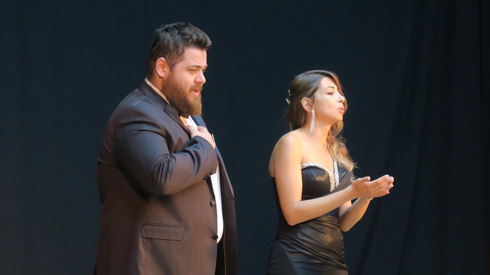 Fo&ccedil;a&rsquo;da opera bir başkadır...