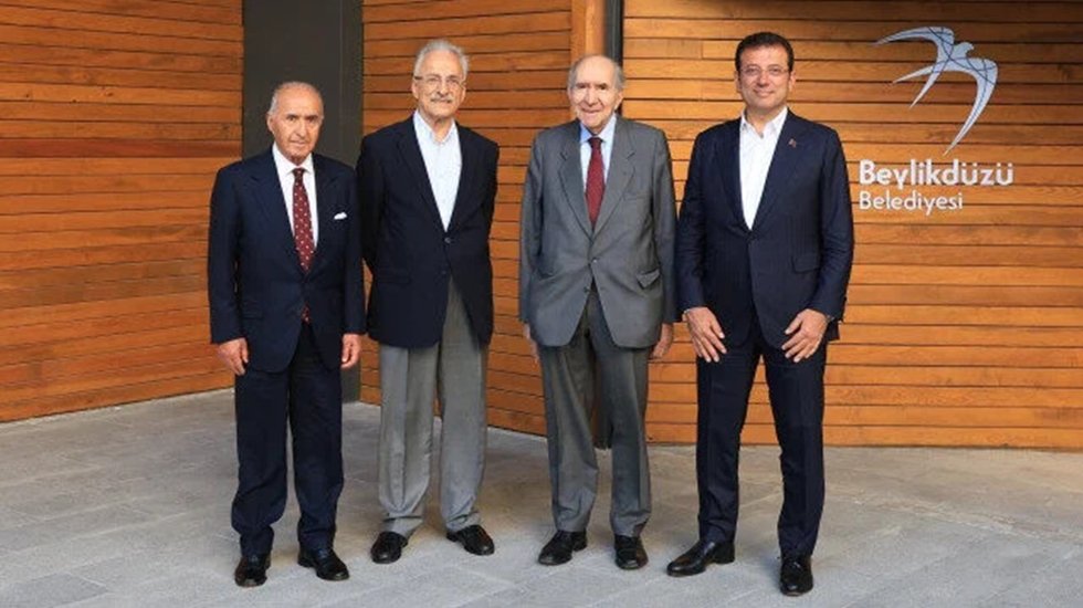 İmamoğlu'nun 'değişim' yemeğinde neler konuşuldu?