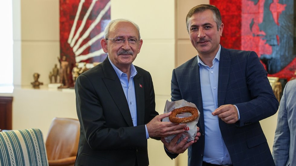 Kılı&ccedil;daroğlu Simit&ccedil;i, Kahveci ve Şof&ouml;r esnaf odalarının temsilcileriyle g&ouml;r&uuml;şt&uuml;
