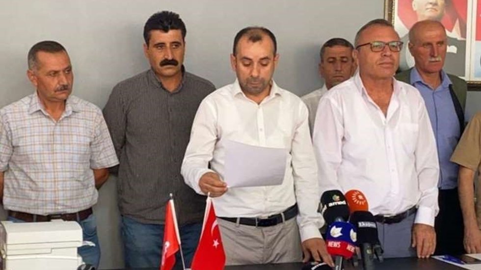 Kongrenin iptal edilmesi &uuml;zerine CHP İl&ccedil;e Başkanı a&ccedil;lık grevine başladı