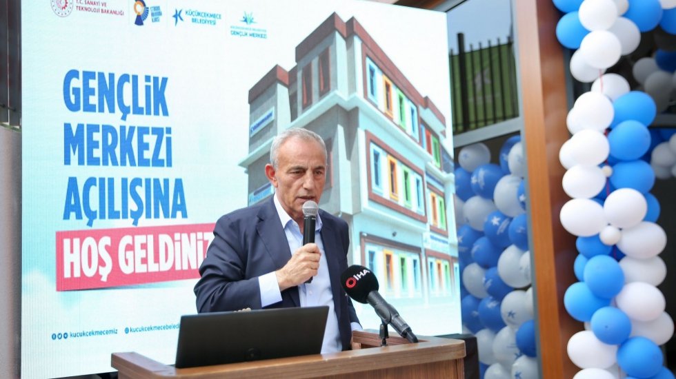 Küçükçekmece, "Gençlik Merkezi"ne kavuştu