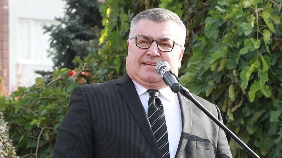 Twitter kullanıcılarından &ldquo;#KesimogluArtikYeter&rdquo; hastagı altında Belediye Başkanı Kesimoğlu&rsquo;na tepki...