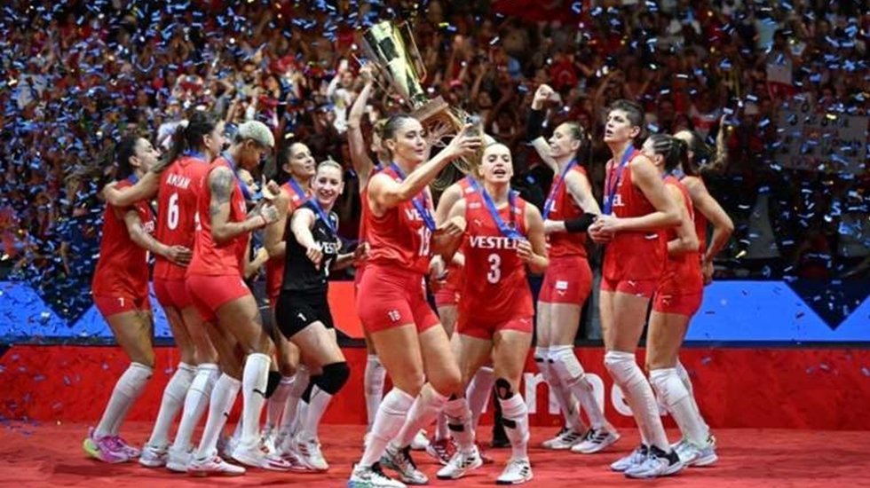 A Milli Kadın Voleybol Takımı'nın şampiyonluğu dünya basınında…