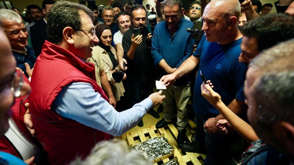 Başkan İmamoğlu: “Balıkçılarımıza bol bereketli bir mevsim diliyorum”