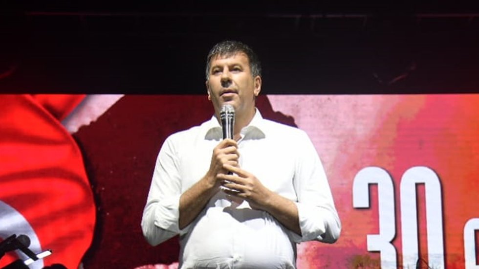 Belediye Başkanı: “Hiç kimse Kadıköy’de ne içildiğine, ne giyildiğine karışamaz”