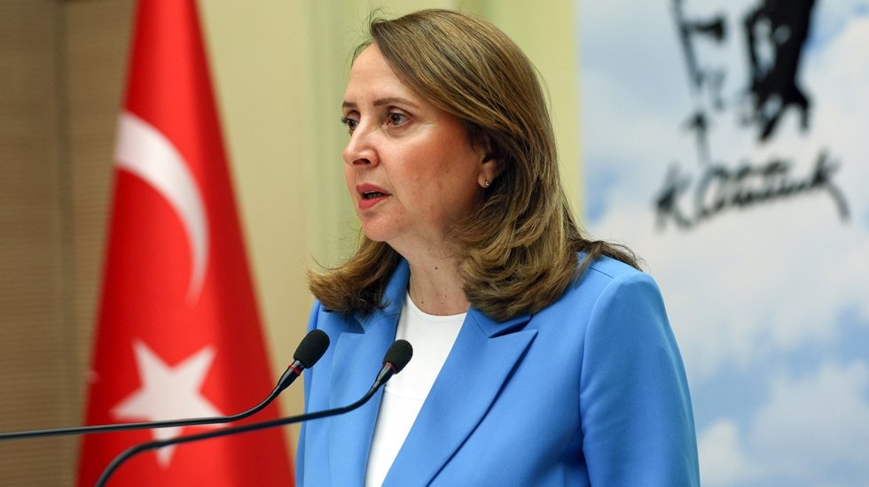 CHP&rsquo;li Din&ccedil;er&rsquo;den T&Uuml;İK&rsquo;e Sert &Ccedil;ıkış: &ldquo;Millet Bor&ccedil; Batağında, Siz Masal Anlatıyorsunuz!&rdquo;