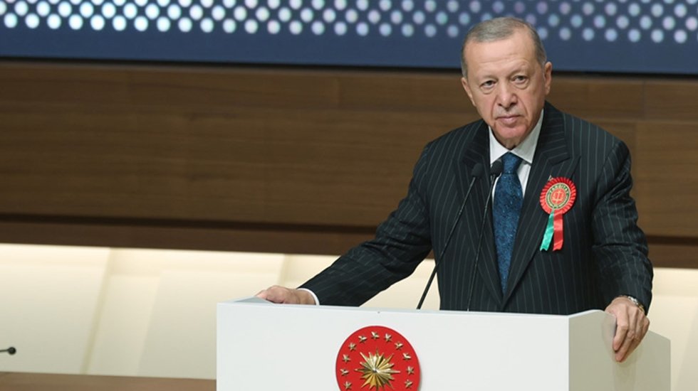 Erdoğan'dan adli yıl konuşması: &ldquo;T&uuml;rk demokrasisini yeni bir anayasaya kavuşturmak i&ccedil;in girişimlerimizi tekrar başlatacağız&rdquo;