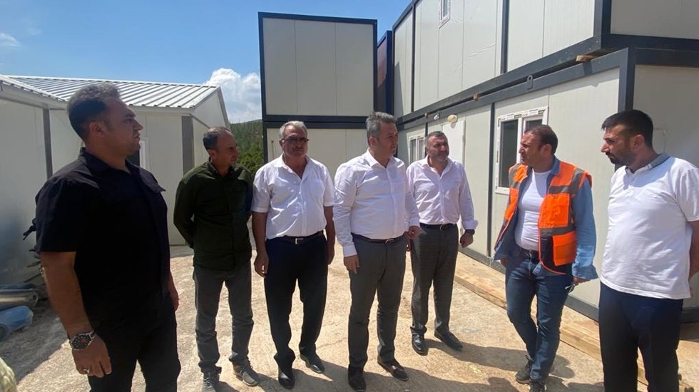 Gelecek Partisi'nden deprem b&ouml;lgesi illerine ziyaret