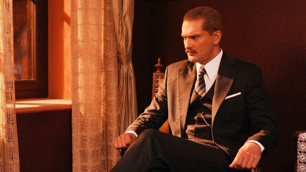 Onur Tuna: &ldquo;Kendimi Atat&uuml;rk olarak g&ouml;r&uuml;nce t&uuml;ylerim diken diken oldu, inanamadım&rdquo;