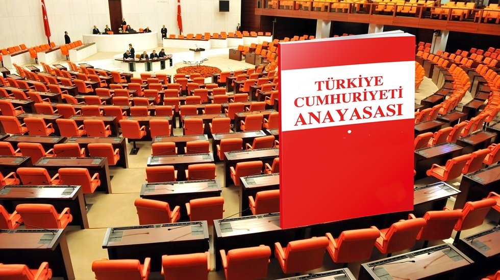 İYİ Partili Poyraz: Hedefleri Anayasanın ilk 4 maddesi