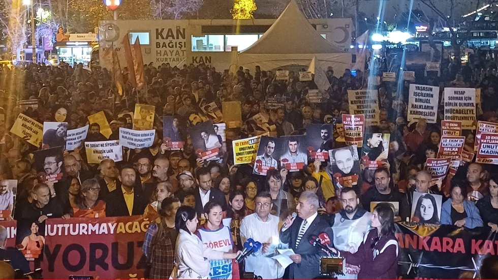 10 Ekim Ankara Garı Katliamında yaşamı yitirenler anıldı