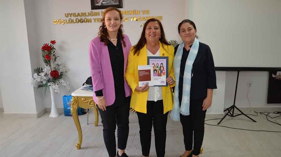 Kadın Muhtar ve Muhtar Adayları Kapasite G&uuml;&ccedil;lendirme Programı Amasya&rsquo;dan Başladı!