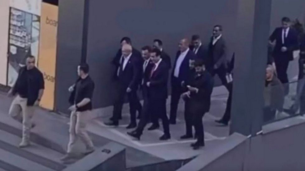 Kılı&ccedil;daroğlu, DEVA'nın İstanbul'daki &ouml;nemli isimleriyle g&ouml;r&uuml;şt&uuml;! DEVA: "Yazık, yakışmadı Kemal bey"