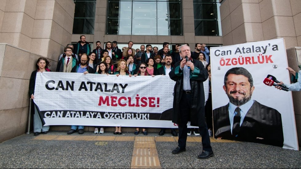 Meslektaşlarından Can Atalay a&ccedil;ıklaması: 'AYM'nin kararları herkesi bağlar'