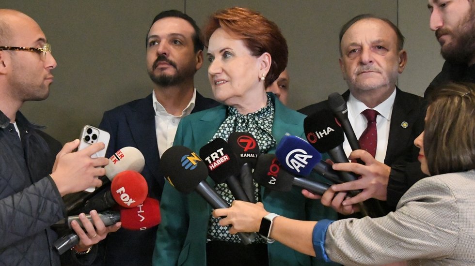 Anayasa değişikliğine ilişkin konuşan Akşener, Erdoğan'a da uyarı&hellip;