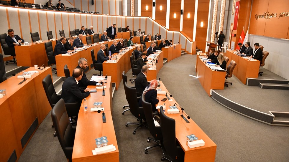 Başkan Bozkurt: İnsanların acıları üzerinden siyaset yapmayın!