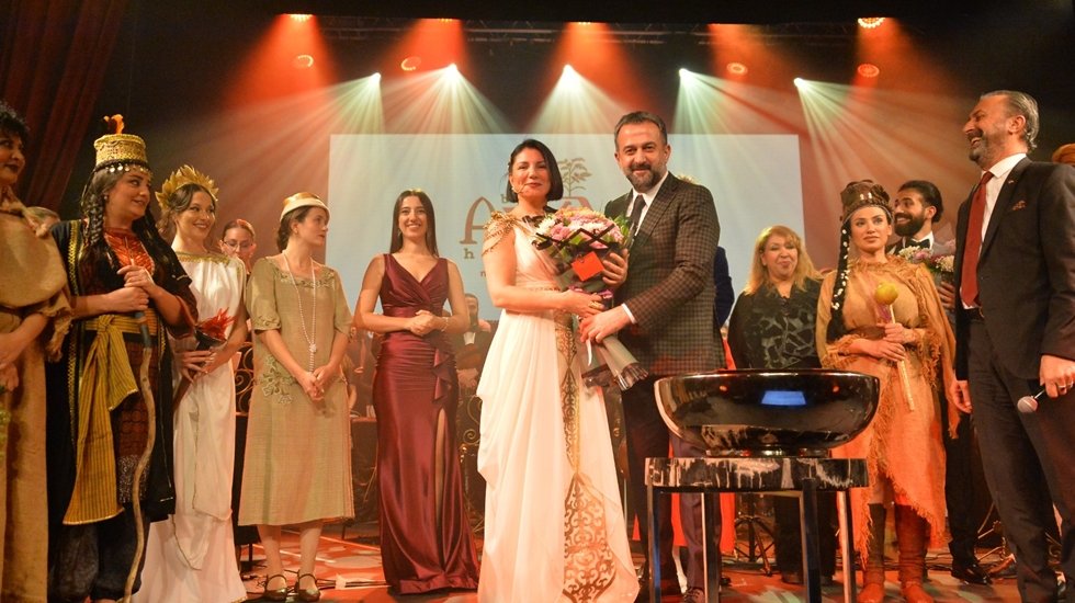 Bir Ankara Hik&acirc;yesi Sanat&ccedil;ıları, Ankara'nın Destanını yeniden yazdı