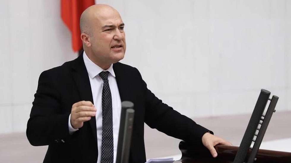CHP'li Bakan: Millet bah&ccedil;elerinin yarısı beton...