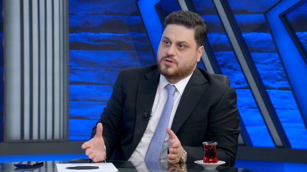 H&uuml;seyin Baş: "AKP &ndash; MHP ayrılığı b&uuml;y&uuml;k &ccedil;atırdamalarla olur"