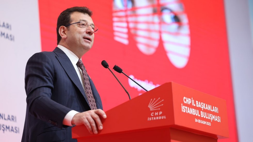 İmamoğlu: Bizleri cezayla, baskıyla yıldırmaya &ccedil;alışanlara asla boyun eğmeyeceğiz