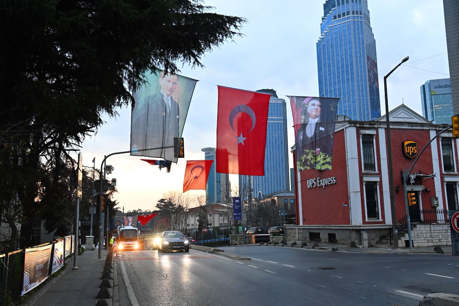 https://yenisoluk.com/uploads/2023/12/Rıza Akpolat-4