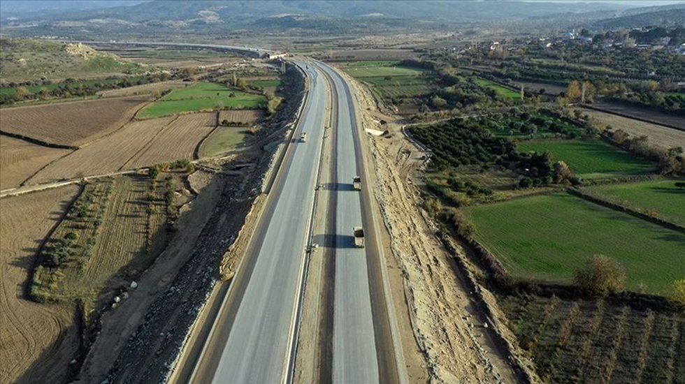 Ölümlere neden olan o yol meclise taşındı