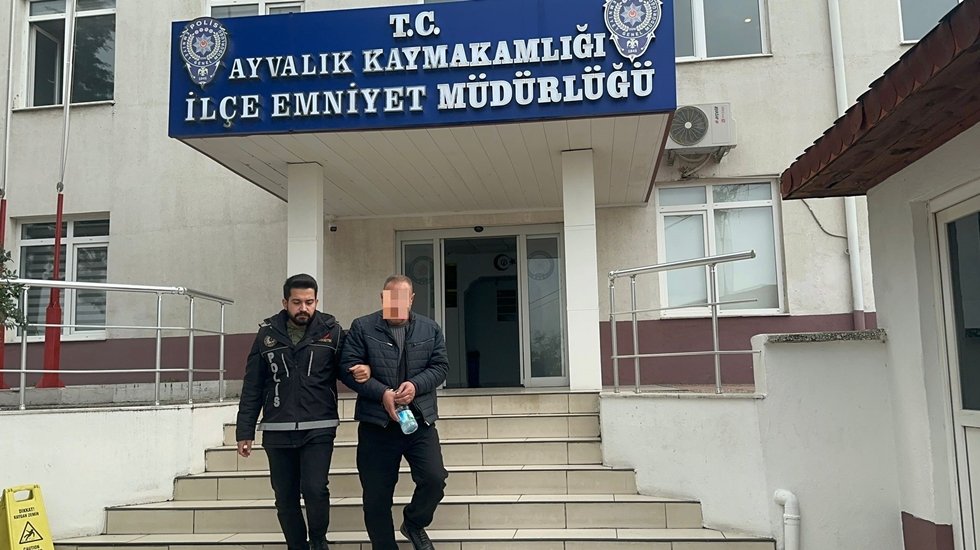 Ayvalık&rsquo;ta narkotik ekiplerinden hap&ccedil;ı operasyonu...