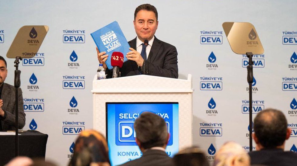 Babacan: &lsquo;Erdoğan helalinden kazanmadı&rsquo;