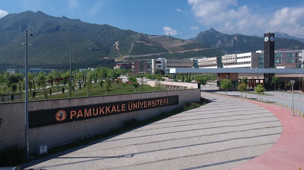 Pamukkale &Uuml;niversitesi'nde para karşılığı not değiştirilerek kayıt yapılmış!
