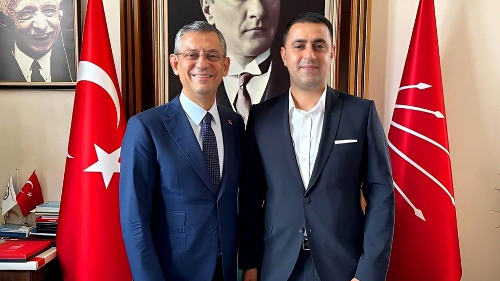 Emrah Kozay, Seyhan Belediye Başkanlığı i&ccedil;in aday adayı oldu