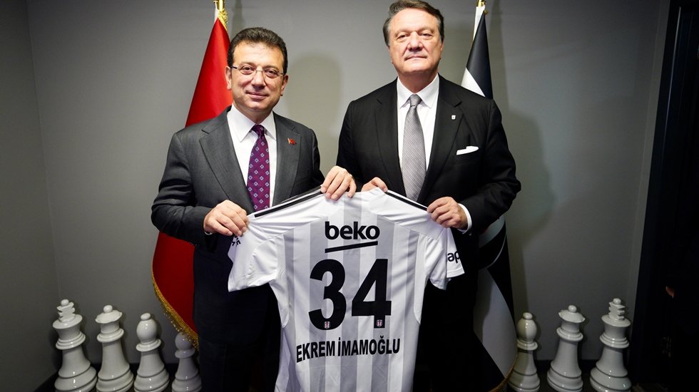 İmamoğlu'ndan Beşiktaş Başkanı se&ccedil;ilen Hasan Arat&rsquo;a tebrik ziyareti...