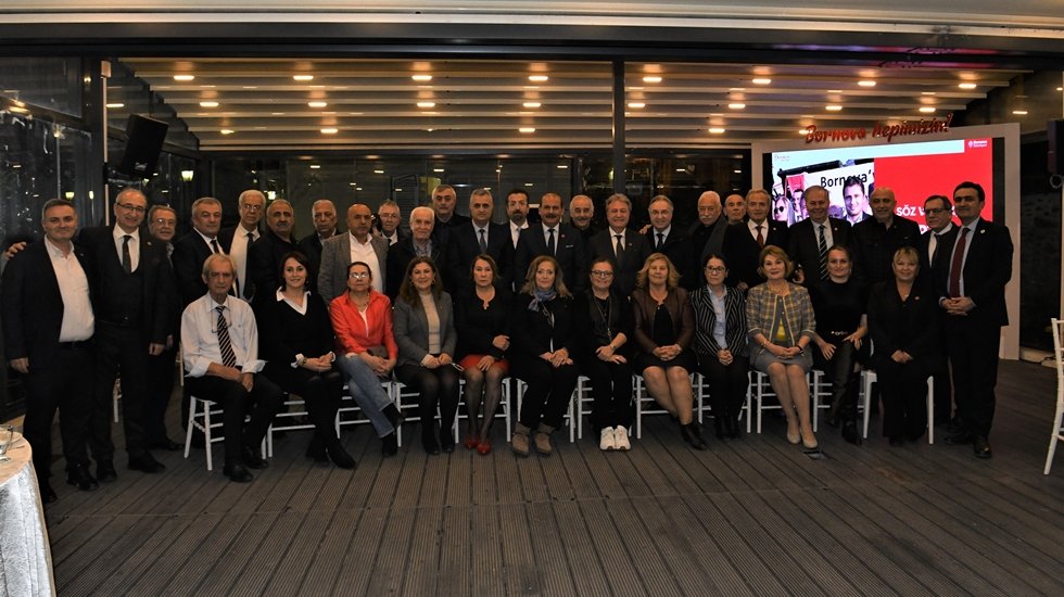 İzmir&rsquo;de ge&ccedil;miş yıllarda g&ouml;rev yapan belediye başkanları ve meclis &uuml;yeleri Bornova&rsquo;da buluştu