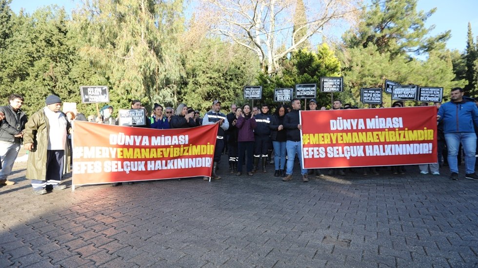 Meryem Ana Evi Otoparkının Efes Sel&ccedil;uk Belediyesi&rsquo;nden alınmak istenmesine tepki