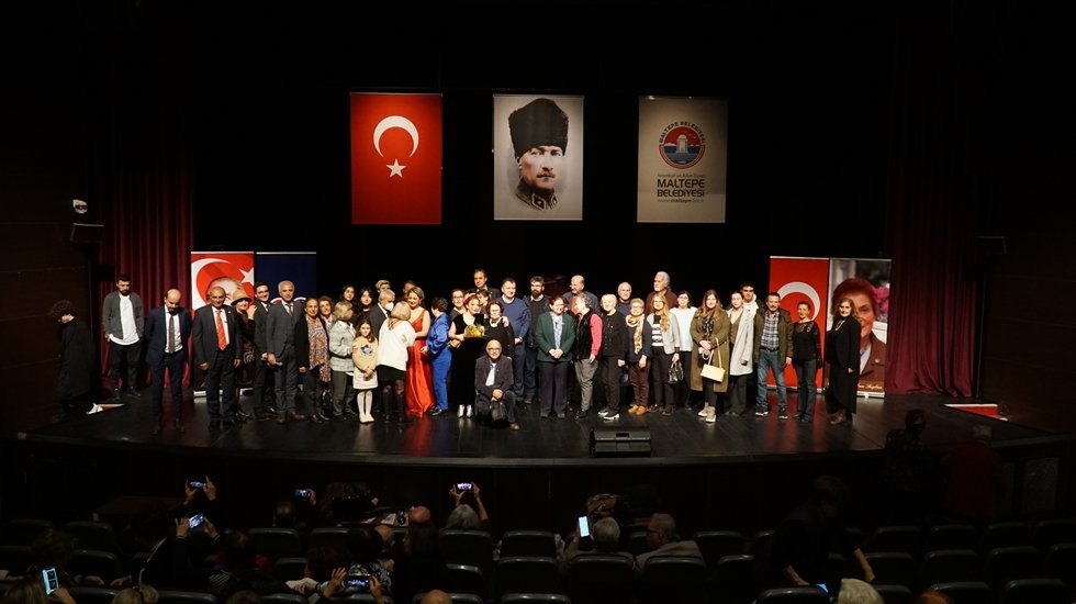 T&uuml;rkan Saylan&rsquo;ın Doğum G&uuml;n&uuml;nde &Ccedil;YDD&rsquo;den anlamlı etkinlik