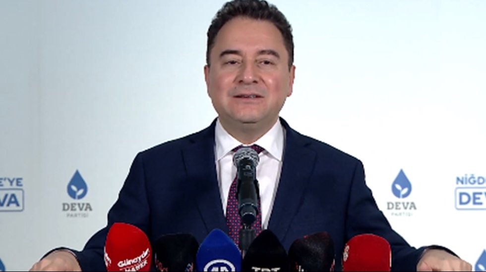 Ali Babacan: “Hukuk olmadan, adalet olmadan enflasyonu düşüremezsiniz”