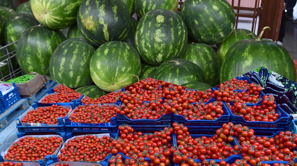 Başkentli yurttaşlar 2023 yılında en &ccedil;ok domates ve karpuz t&uuml;ketti