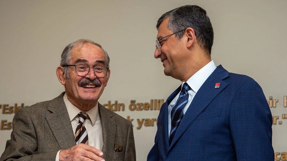 B&uuml;y&uuml;kerşen: &ldquo;Son durak demişken sanmayın ki bu yolculuk sona eriyor"