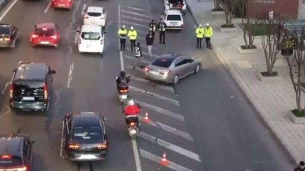 &nbsp;Hız yapan binlerce s&uuml;r&uuml;c&uuml;ye ceza!