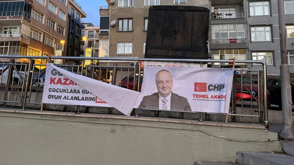 CHP G&uuml;ng&ouml;ren adayının g&ouml;rsellerine saldırı