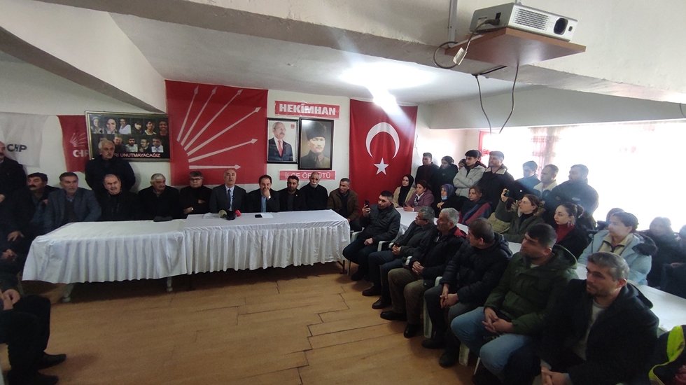Hekimhan Belediye Başkanı Karadağ, Meclis &uuml;yeleri ve il&ccedil;e y&ouml;netimi toplu olarak CHP&rsquo;den istifa etti