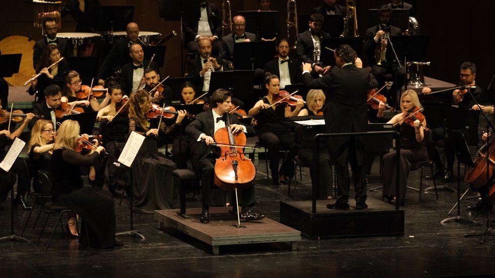 İstanbul Devlet Senfoni Orkestrası ve konuk sanatçılar, muhteşem bir konserle izleyicileri büyüledi