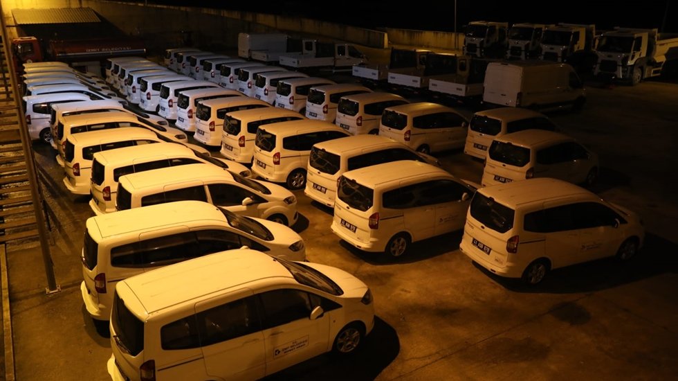 &nbsp;İzmit Belediyesi&nbsp;ara&ccedil; filosunu b&uuml;y&uuml;tmeye devam ediyor&nbsp;