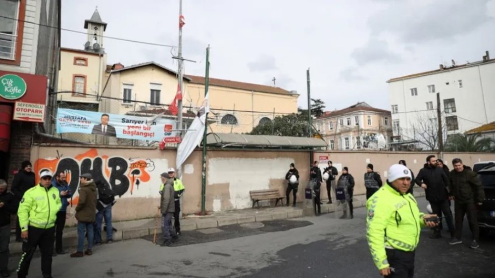 Santa Maria Kilisesi'ndeki saldırı zanlıları yakalandı! Saldırıda IŞİD ş&uuml;phesi...