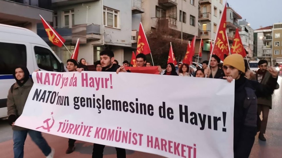 TKH&rsquo;den NATO kararg&acirc;hı &ouml;n&uuml;nde eylem: Amerikan işbirlik&ccedil;ileri ile işbirlik&ccedil;i d&uuml;zen muhalefeti NATO'culukta buluştu