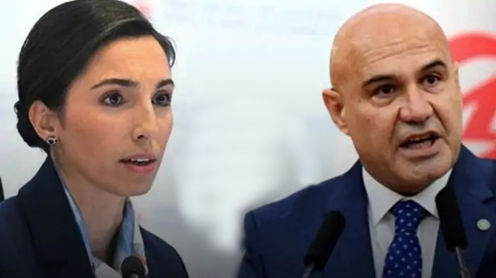 Turhan &Ccedil;&ouml;mez'den ilgin&ccedil; iddia: Hafize Gaye Erkan, ABD'ye ne i&ccedil;in gitti?