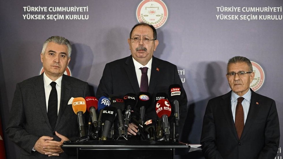 YSK 'Yerel se&ccedil;ime katılma hakkı kazanan' 36 siyasi partiyi a&ccedil;ıkladı